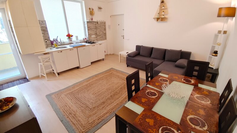 Mamaia Nord, Navodari, apartament 100 m plaja,