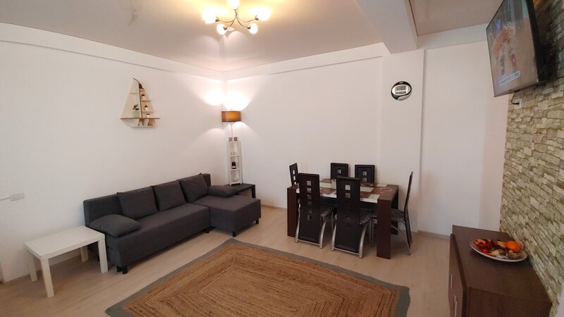 Mamaia Nord, Navodari, apartament 100 m plaja,